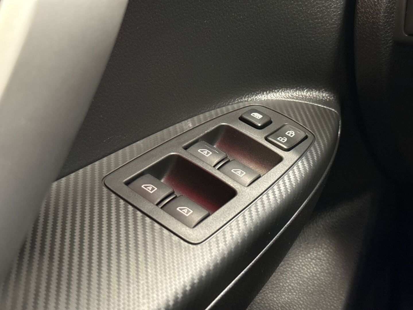 MITSUBISHI Eclipse Cross 2022