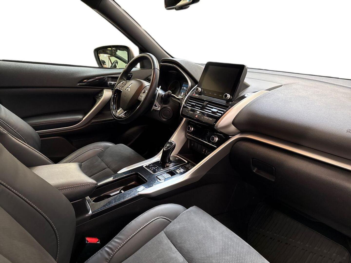 MITSUBISHI Eclipse Cross 2022