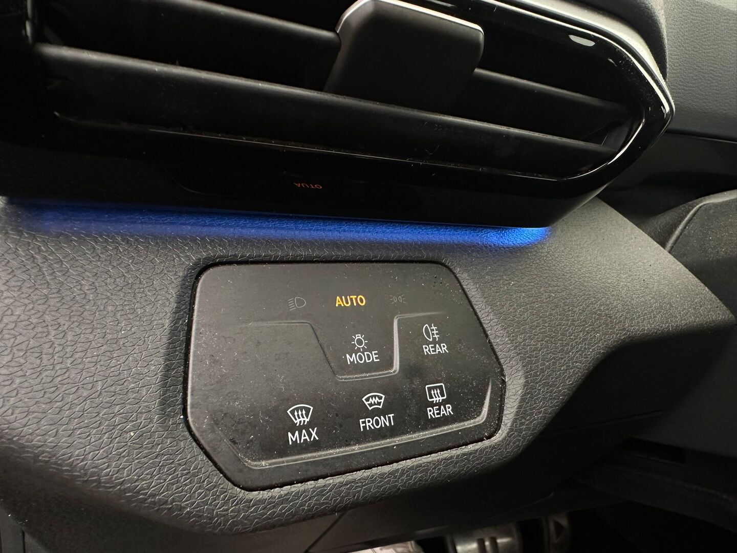 VOLKSWAGEN ID.4 2023