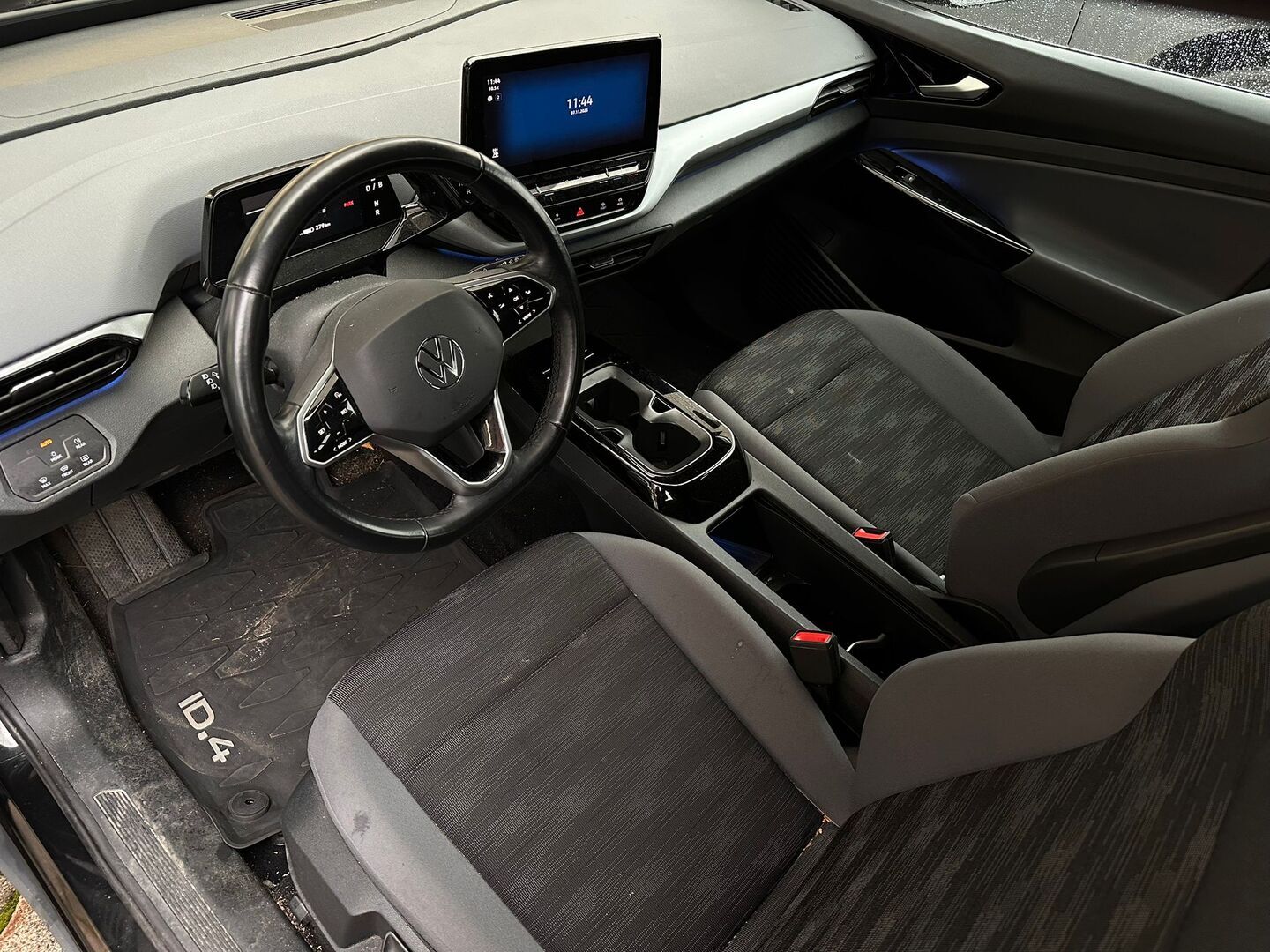 VOLKSWAGEN ID.4 2023