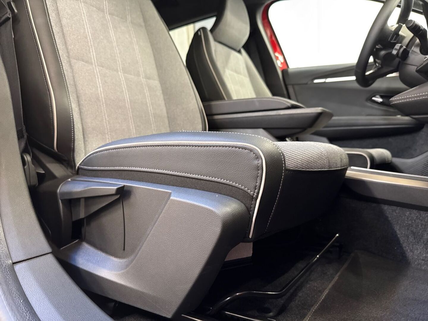 MITSUBISHI Eclipse Cross 2026