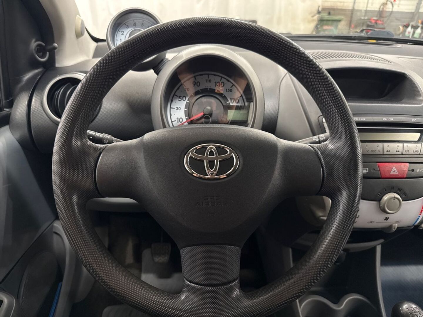 TOYOTA AYGO 15