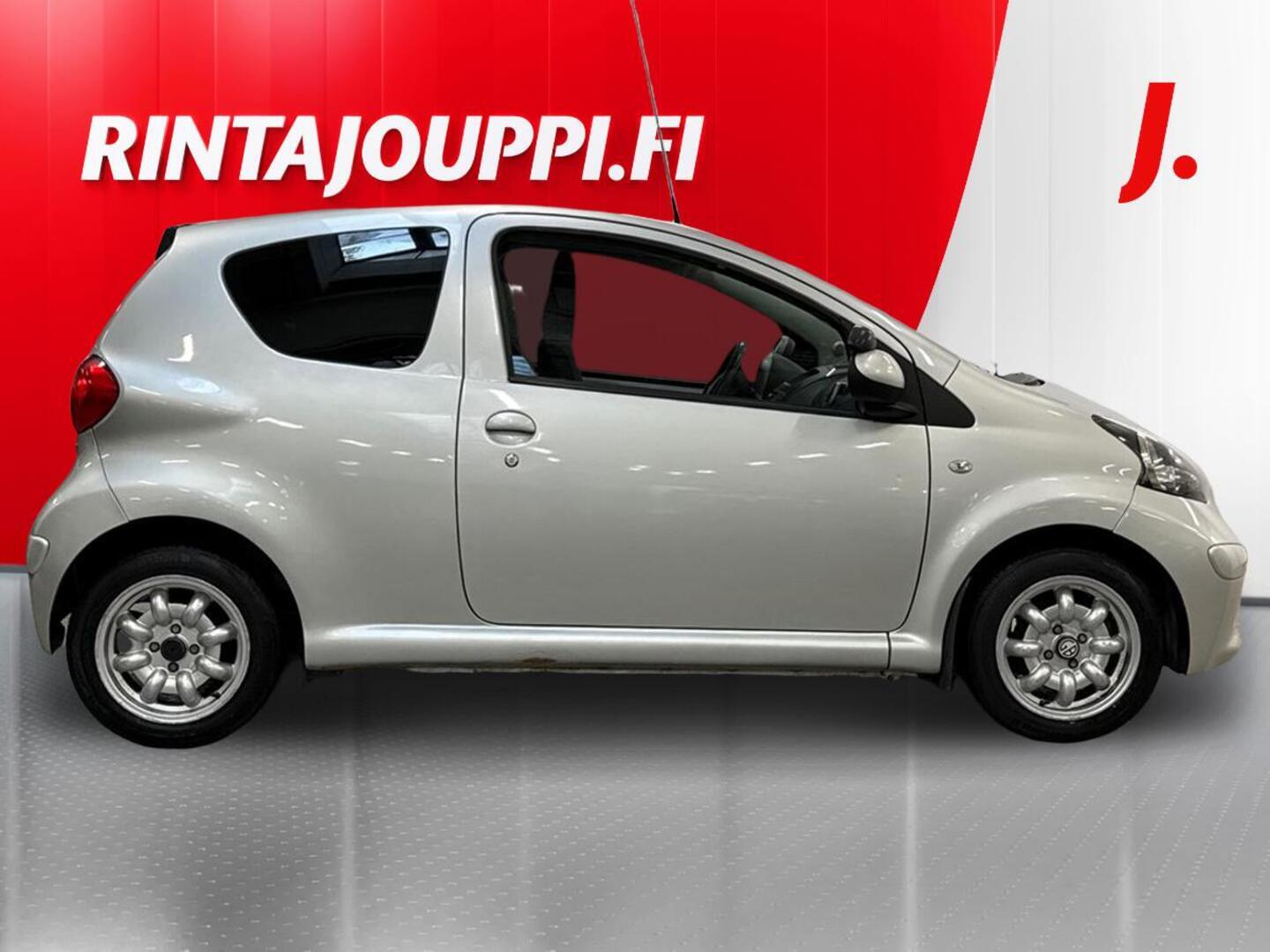 TOYOTA AYGO 6