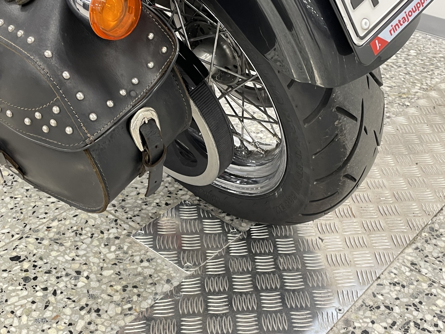 HARLEY-DAVIDSON DYNA 2006