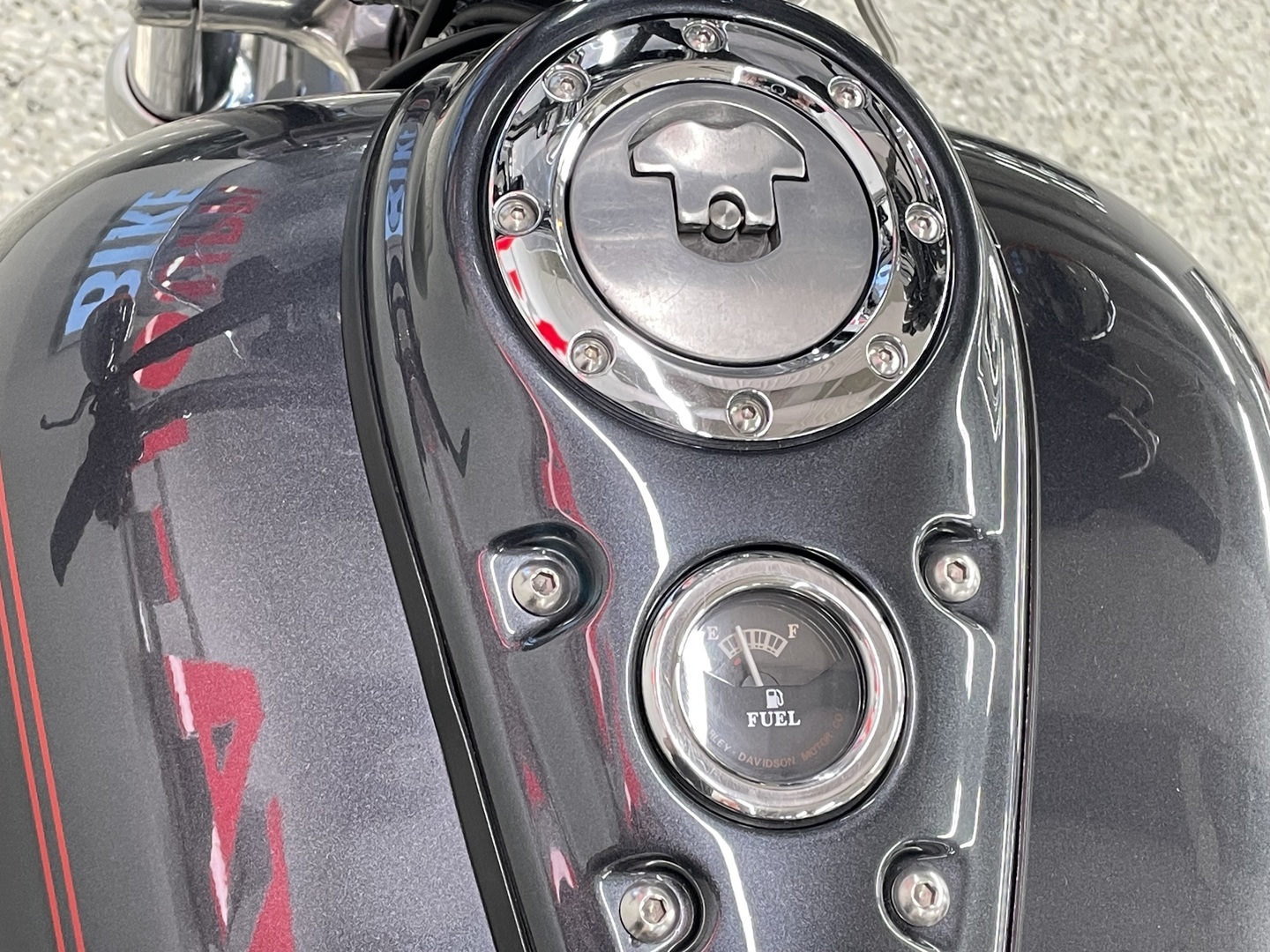 HARLEY-DAVIDSON DYNA 2006