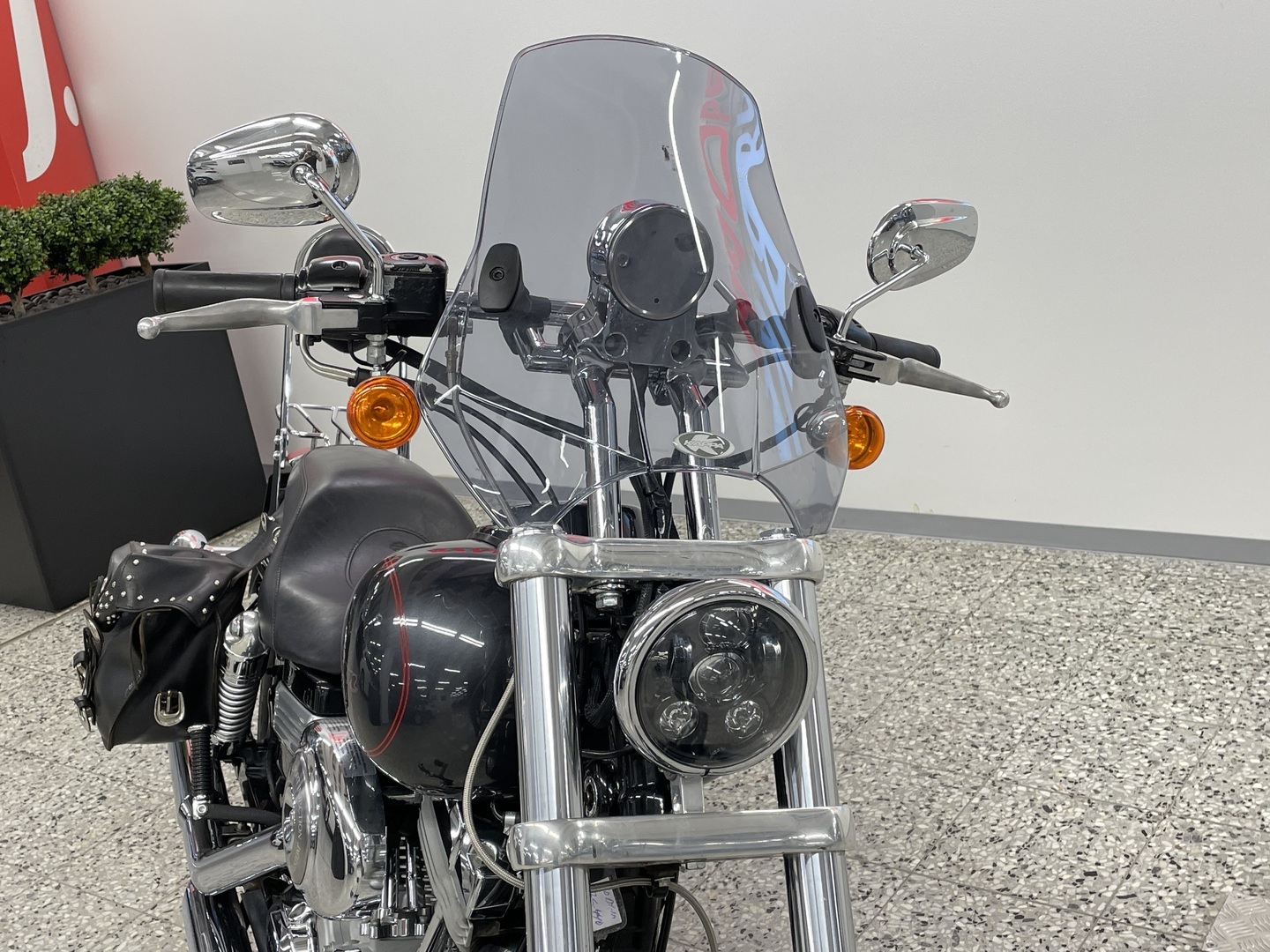 HARLEY-DAVIDSON DYNA 2006
