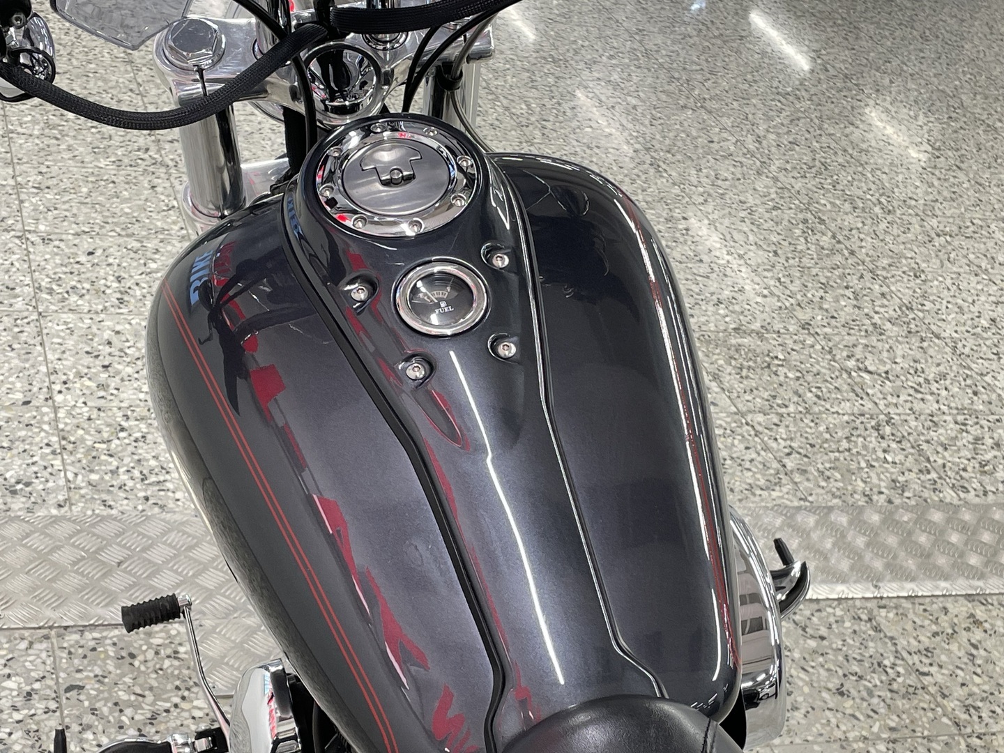 HARLEY-DAVIDSON DYNA 2006
