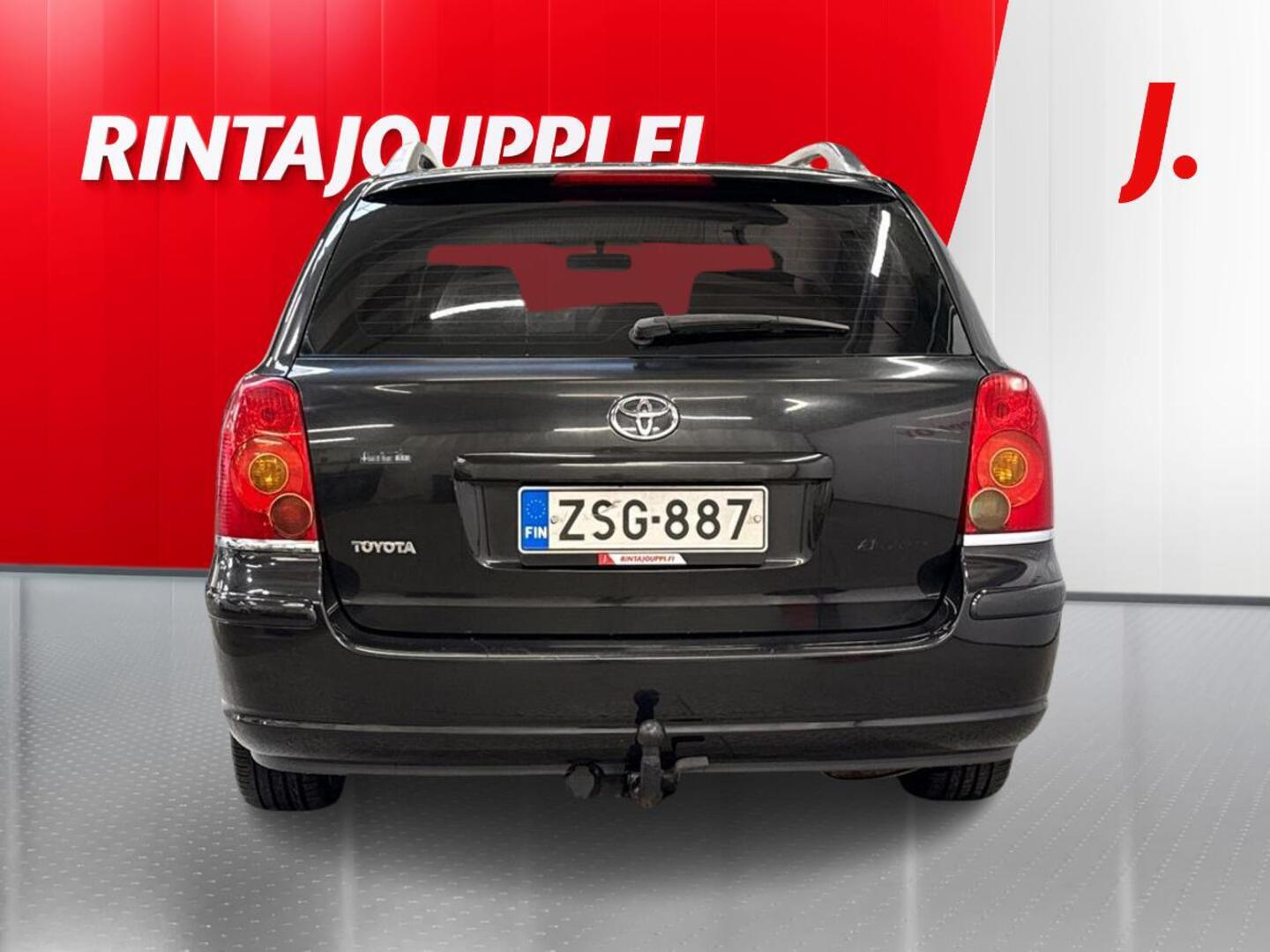TOYOTA Avensis 2004