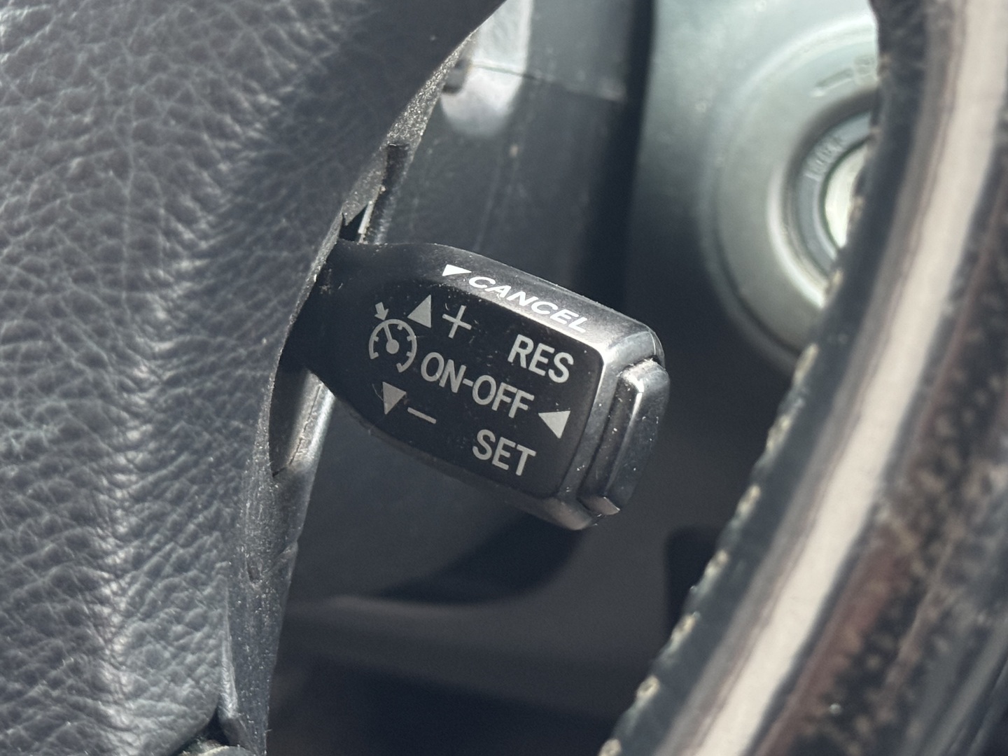 TOYOTA Land Cruiser 2004