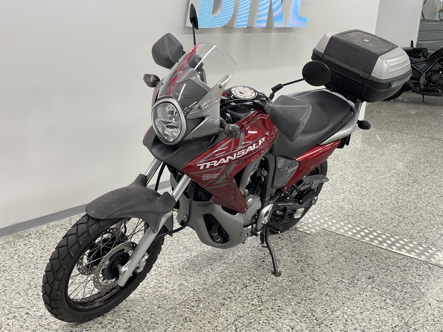 HONDA XL 2008