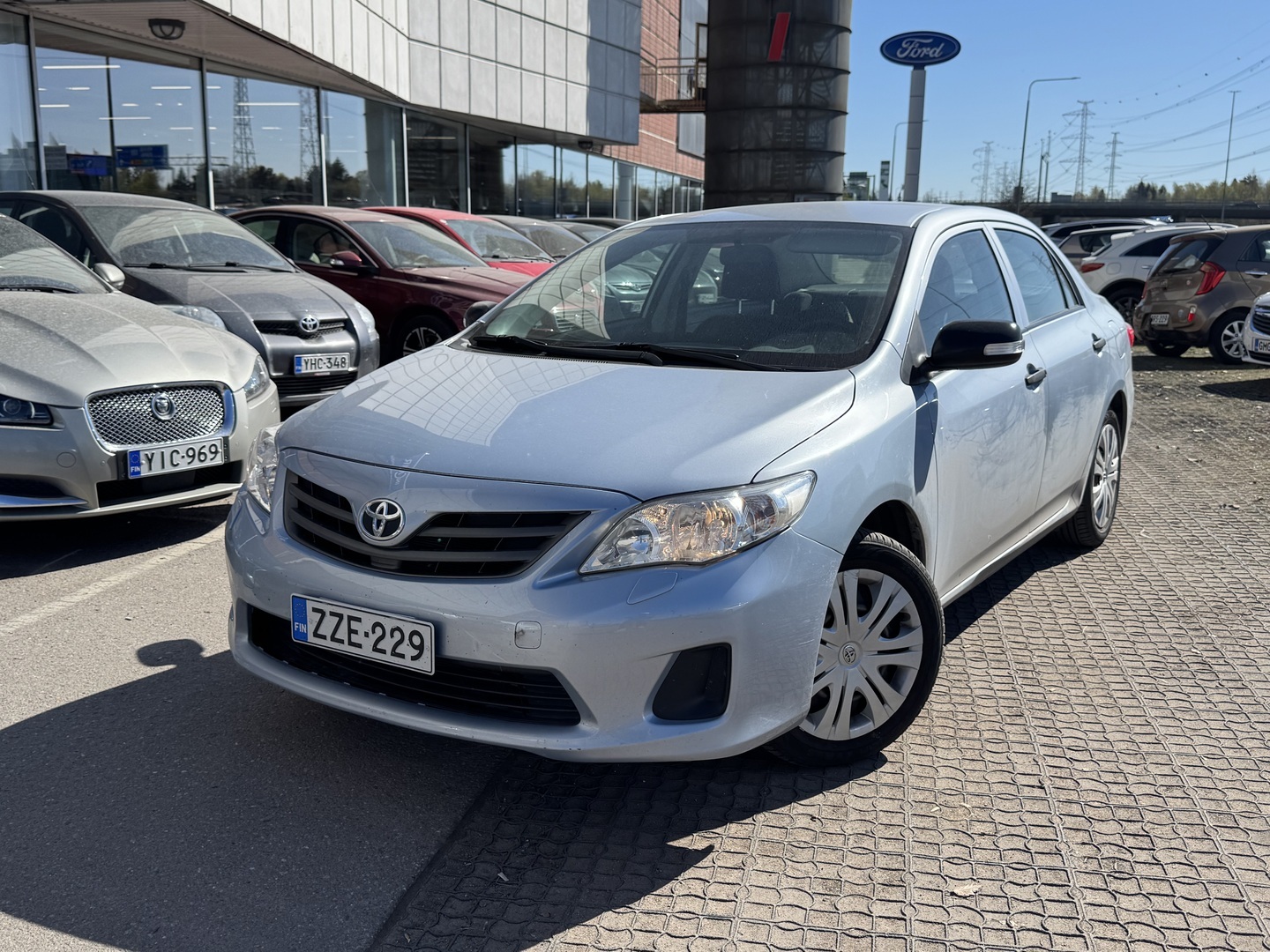 TOYOTA Corolla 2011