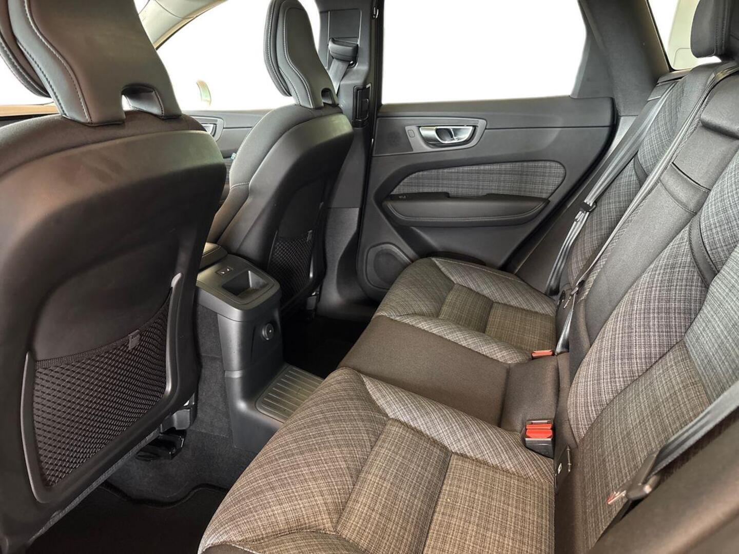 VOLVO XC60 10