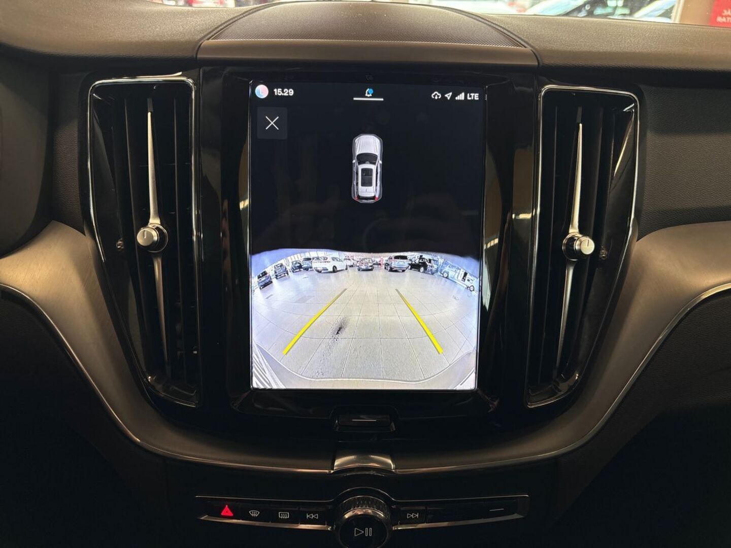VOLVO XC60 30