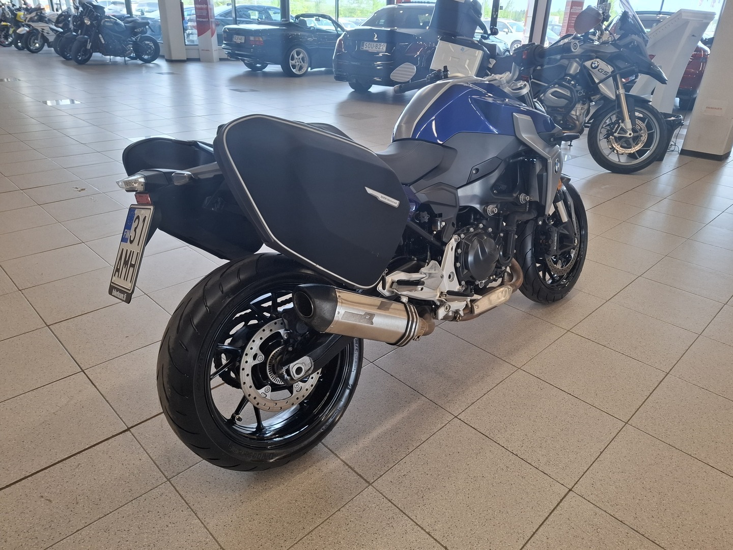 BMW F 2021