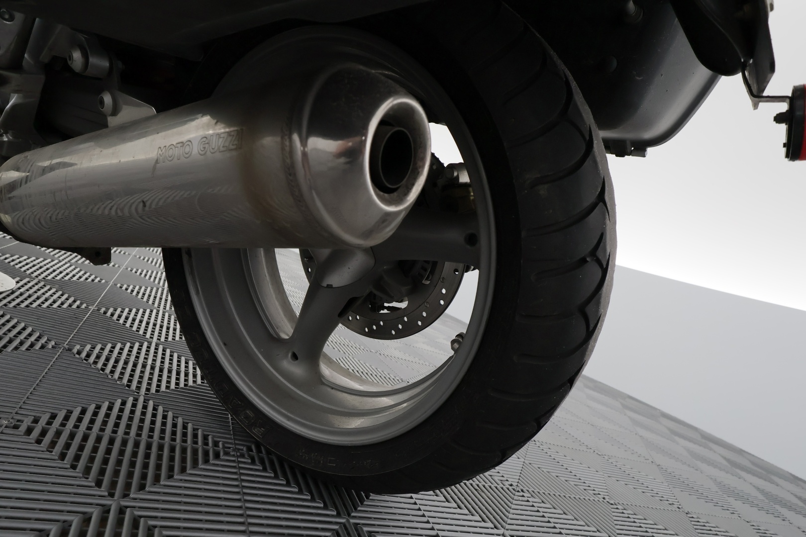 MOTO GUZZI NORGE 2010