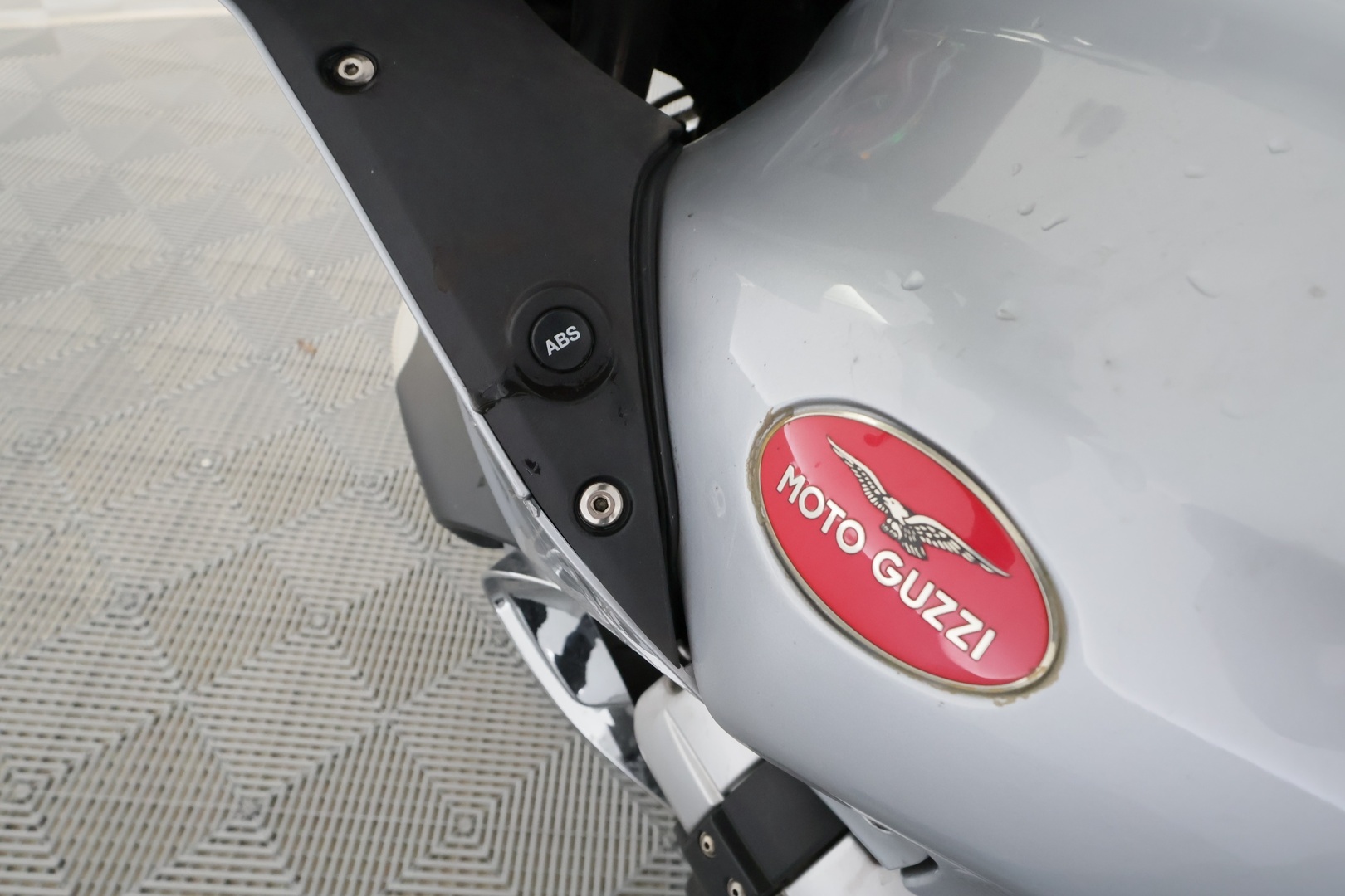 MOTO GUZZI NORGE 2010