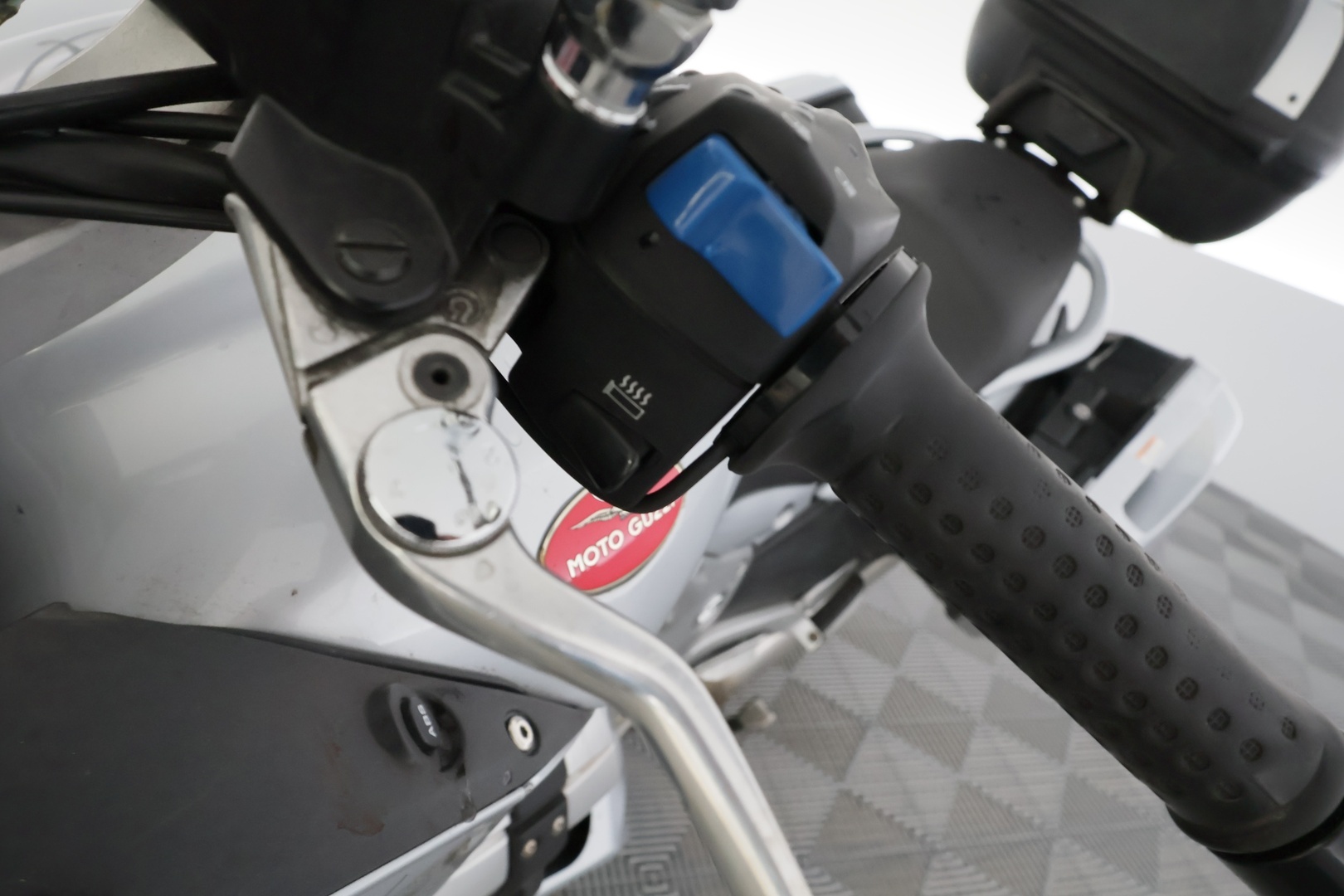 MOTO GUZZI NORGE 2010