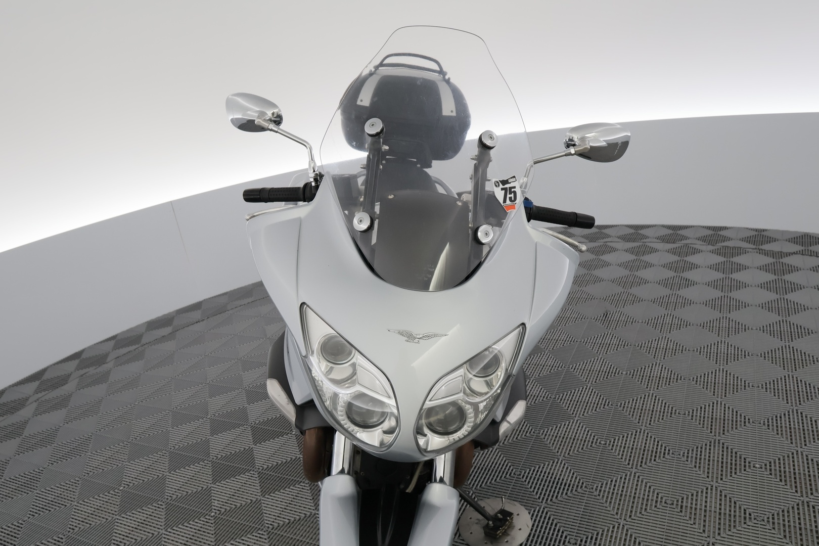 MOTO GUZZI NORGE 2010