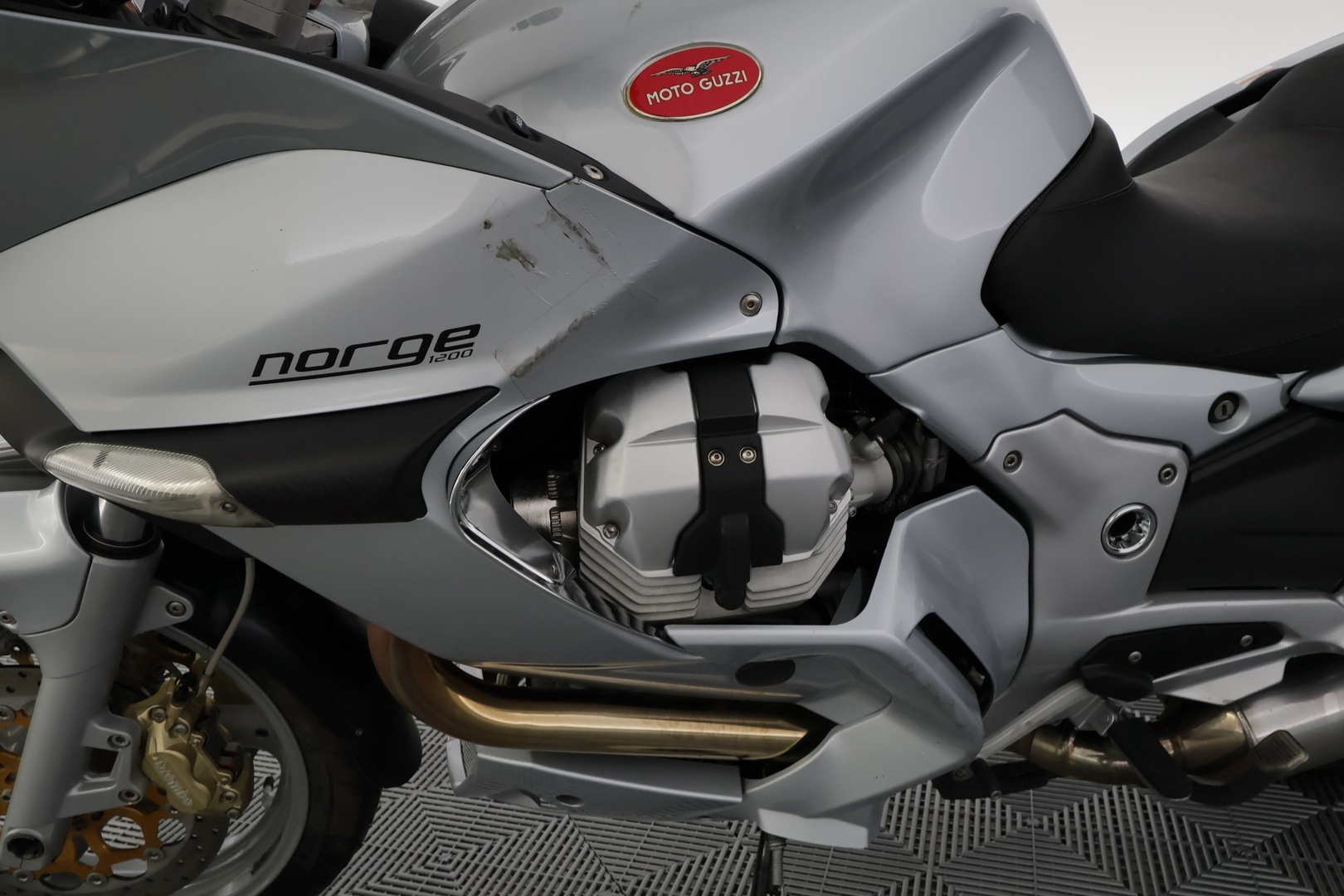 MOTO GUZZI NORGE 2010