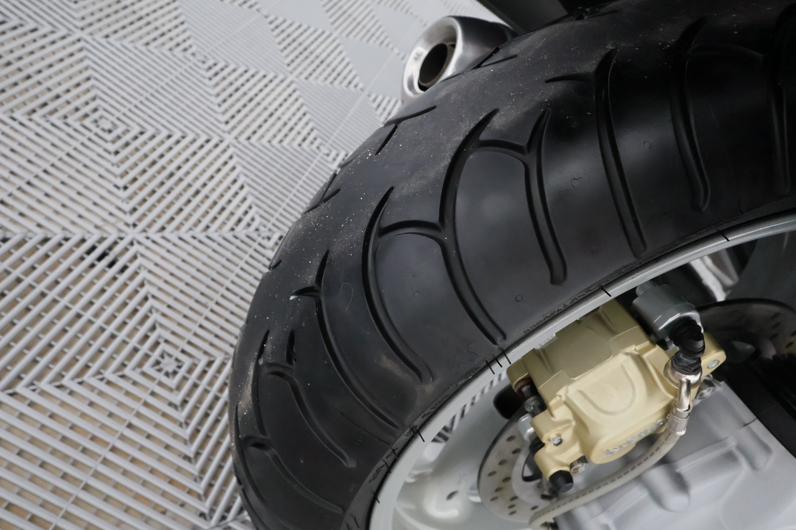 MOTO GUZZI NORGE 2010