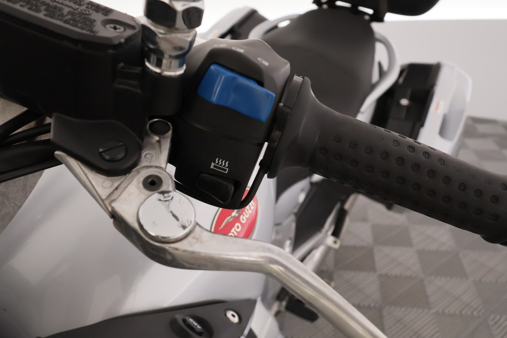 MOTO GUZZI NORGE 2010