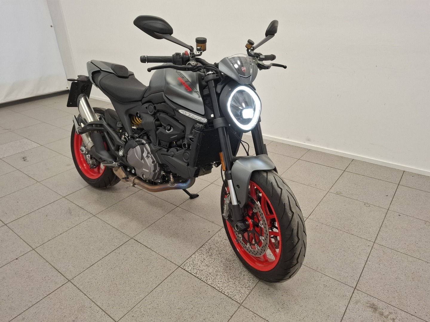 DUCATI Monster 2021