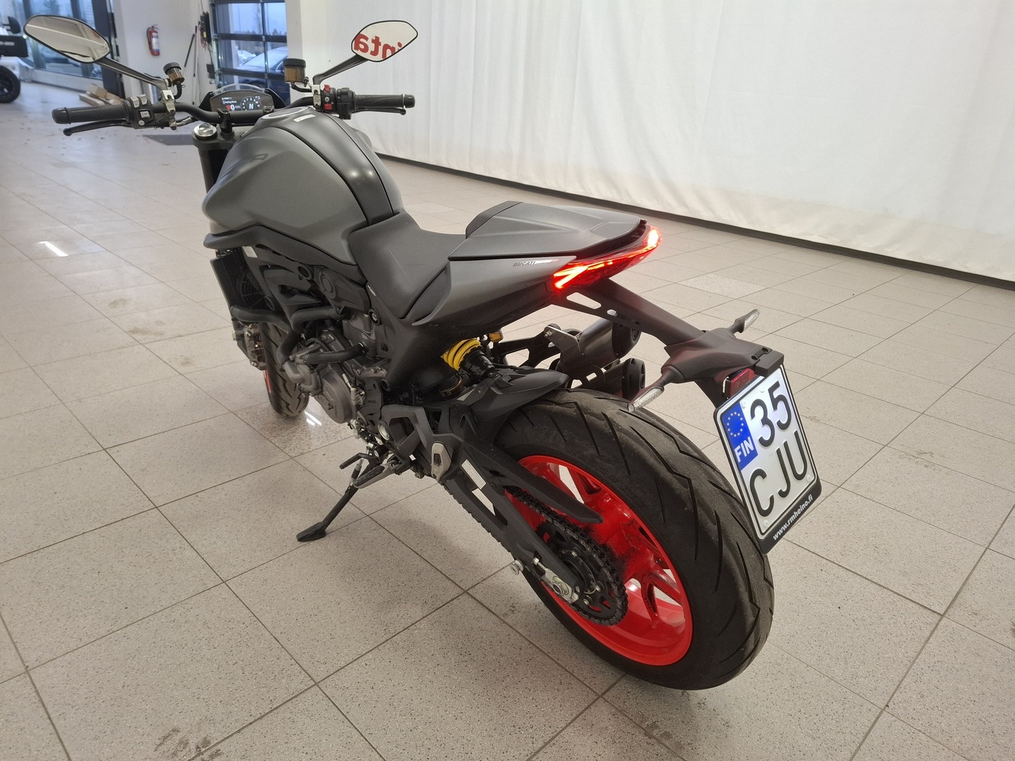 DUCATI Monster 2021
