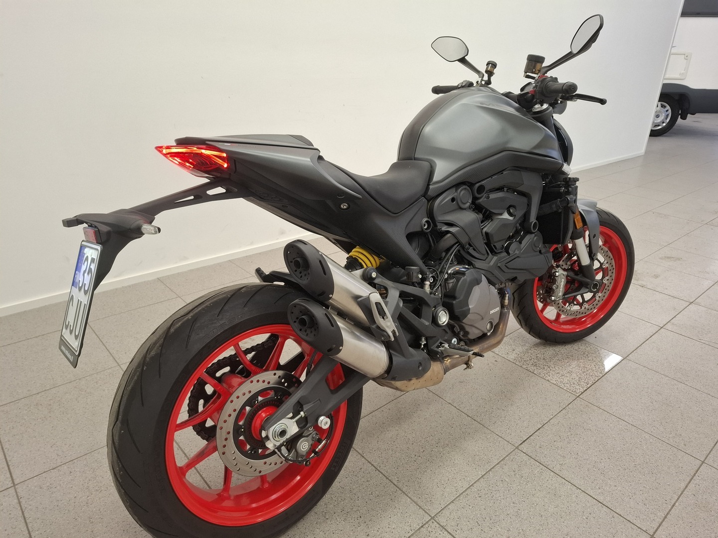 DUCATI Monster 2021