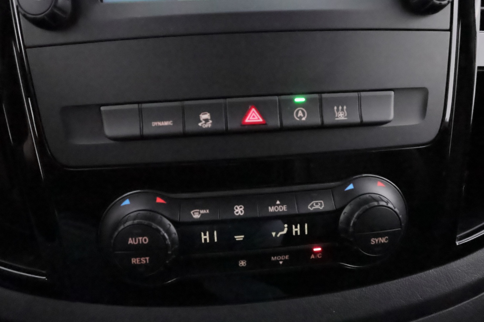 MERCEDES-BENZ Vito 2021