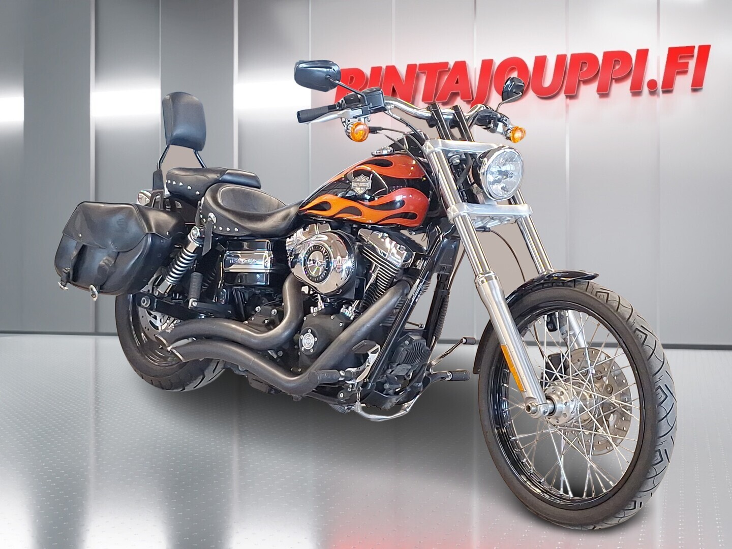 HARLEY-DAVIDSON DYNA 2010