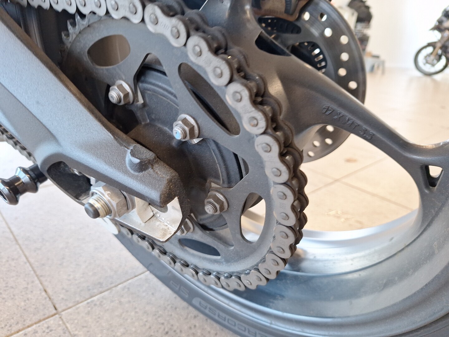 TRIUMPH STREET TRIPLE 2023