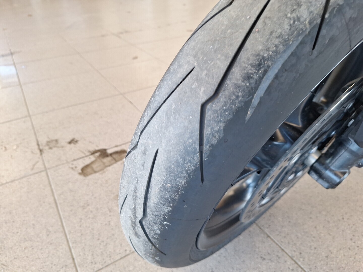 TRIUMPH STREET TRIPLE 2023