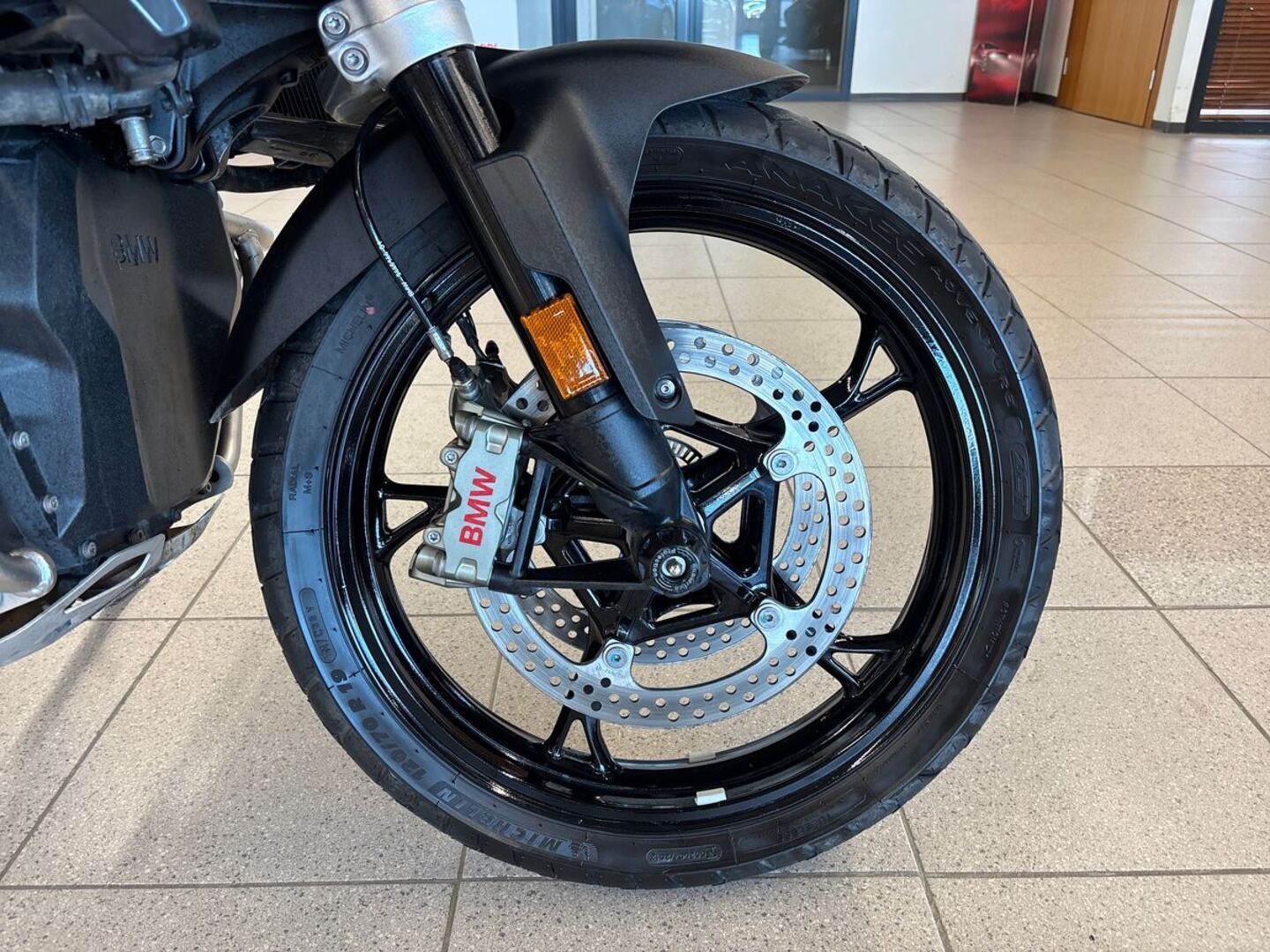 BMW R 2025
