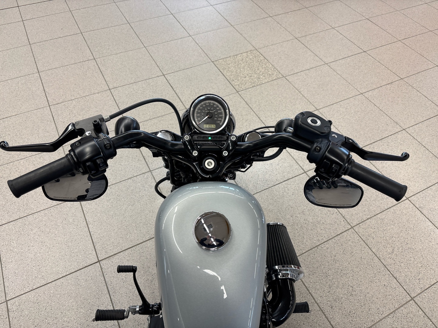 HARLEY-DAVIDSON SPORTSTER 2011