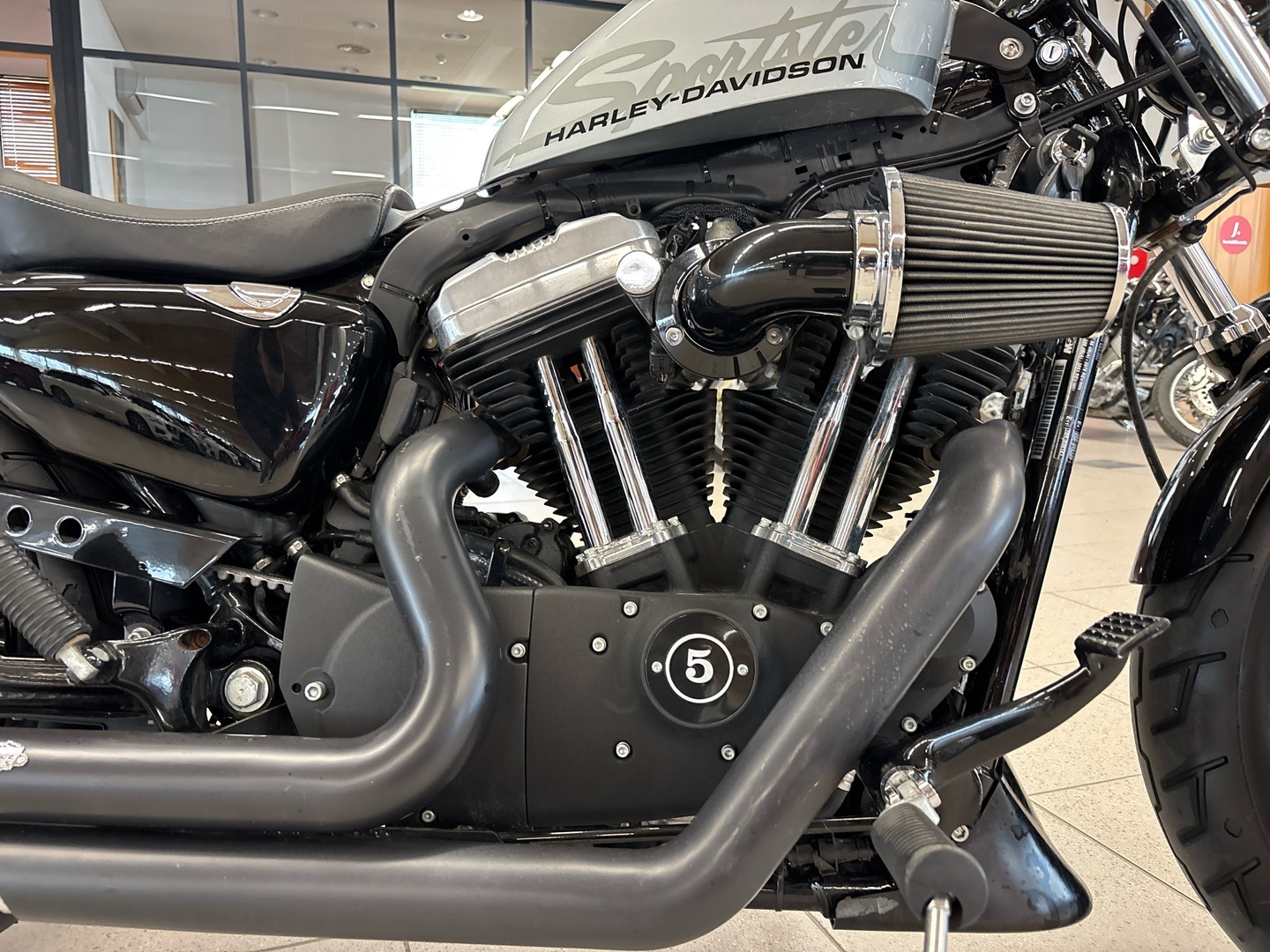 HARLEY-DAVIDSON SPORTSTER 2011
