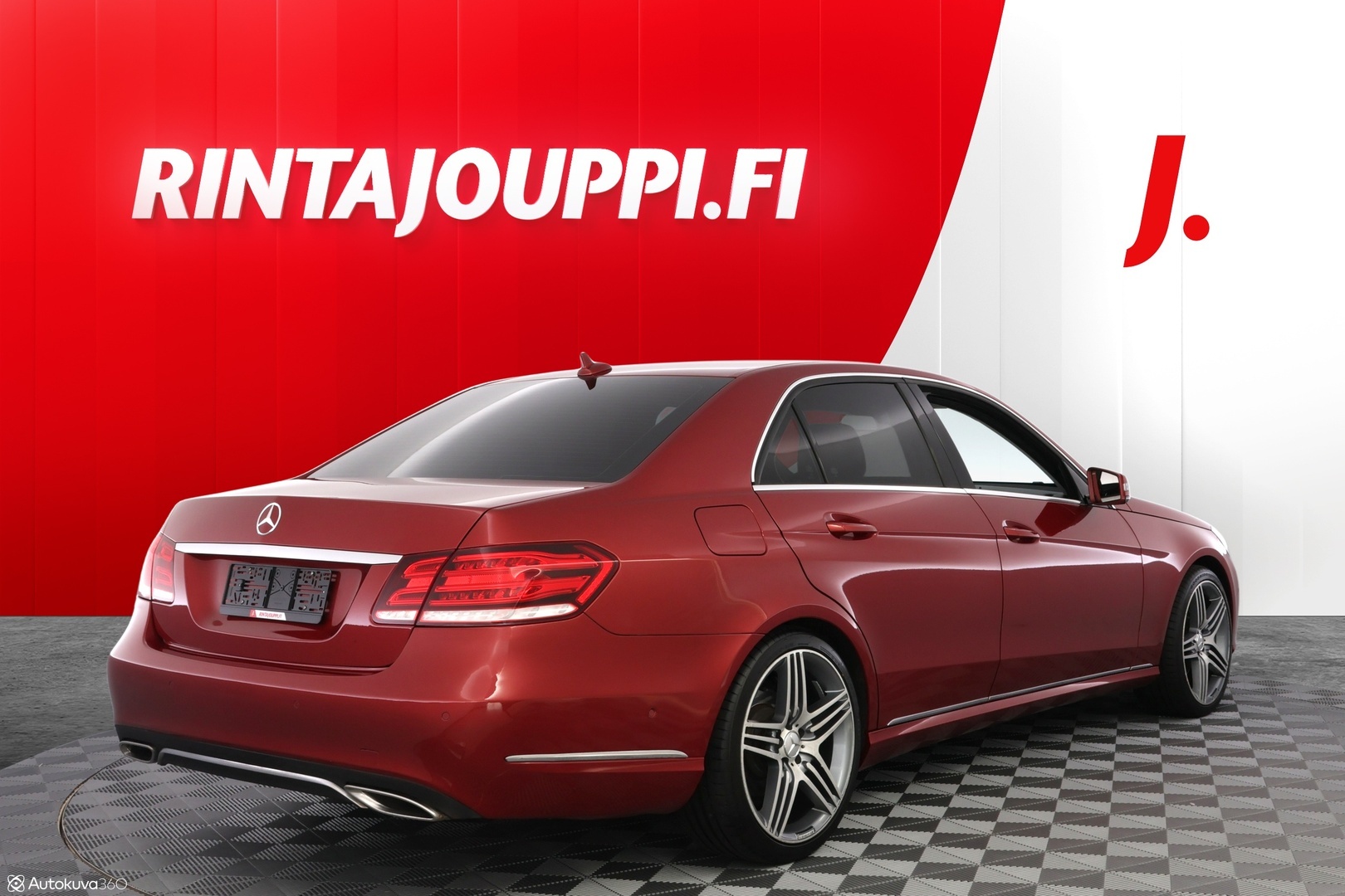 MERCEDES-BENZ E 2016