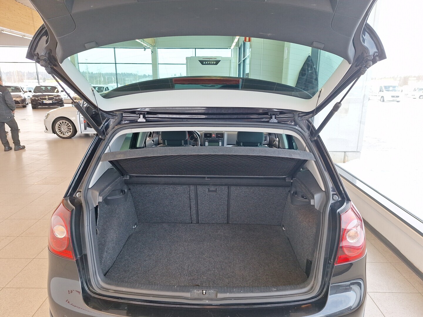 VOLKSWAGEN Golf 2006