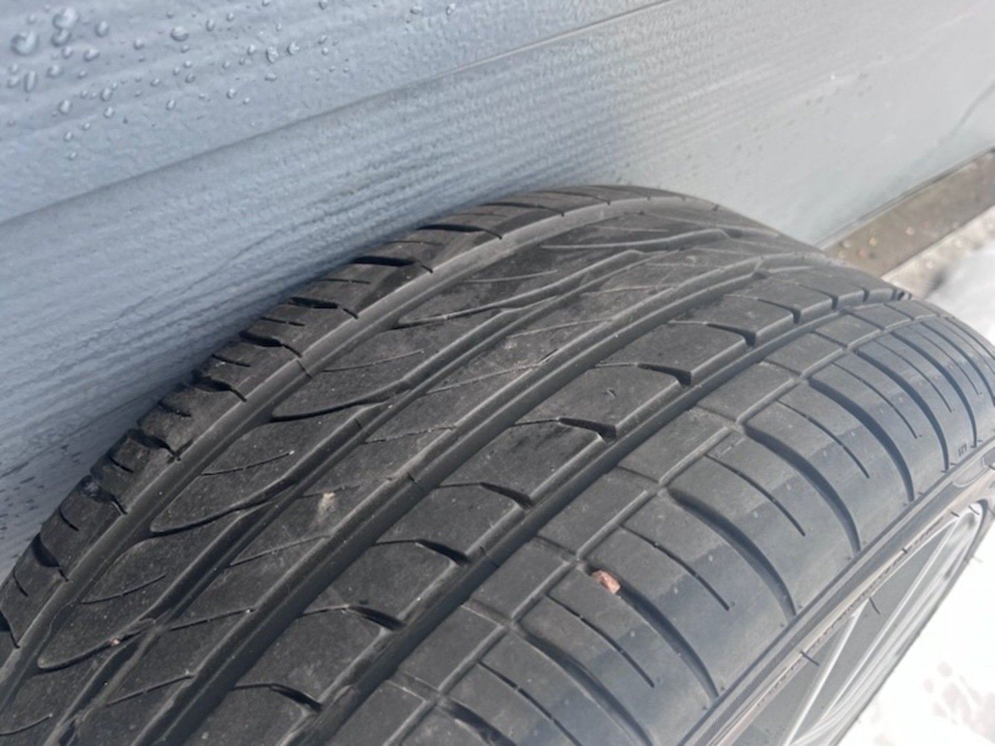 VOLKSWAGEN Golf 2006