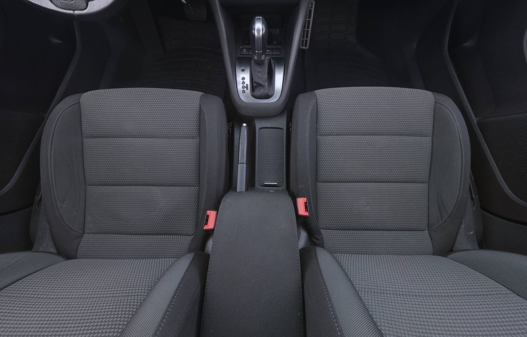 VOLKSWAGEN Golf 2011