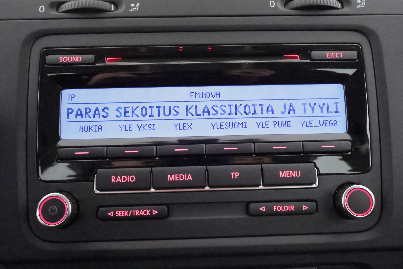 VOLKSWAGEN Golf 2011