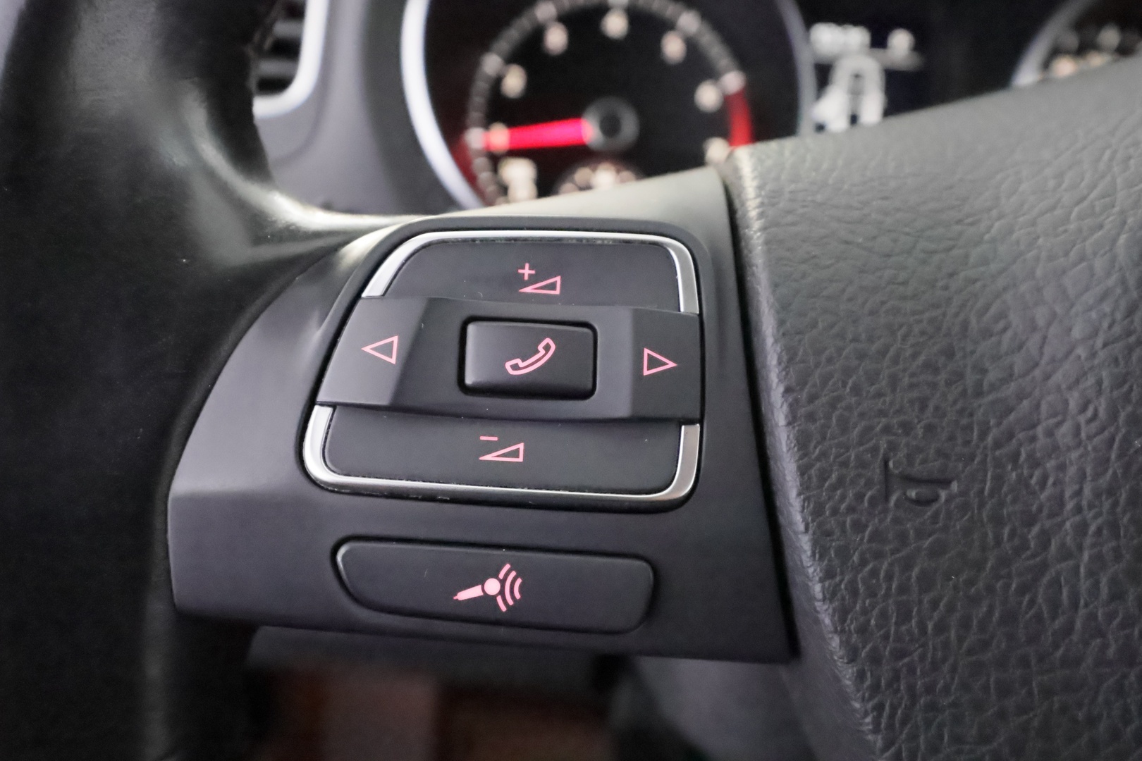 VOLKSWAGEN Golf 2011