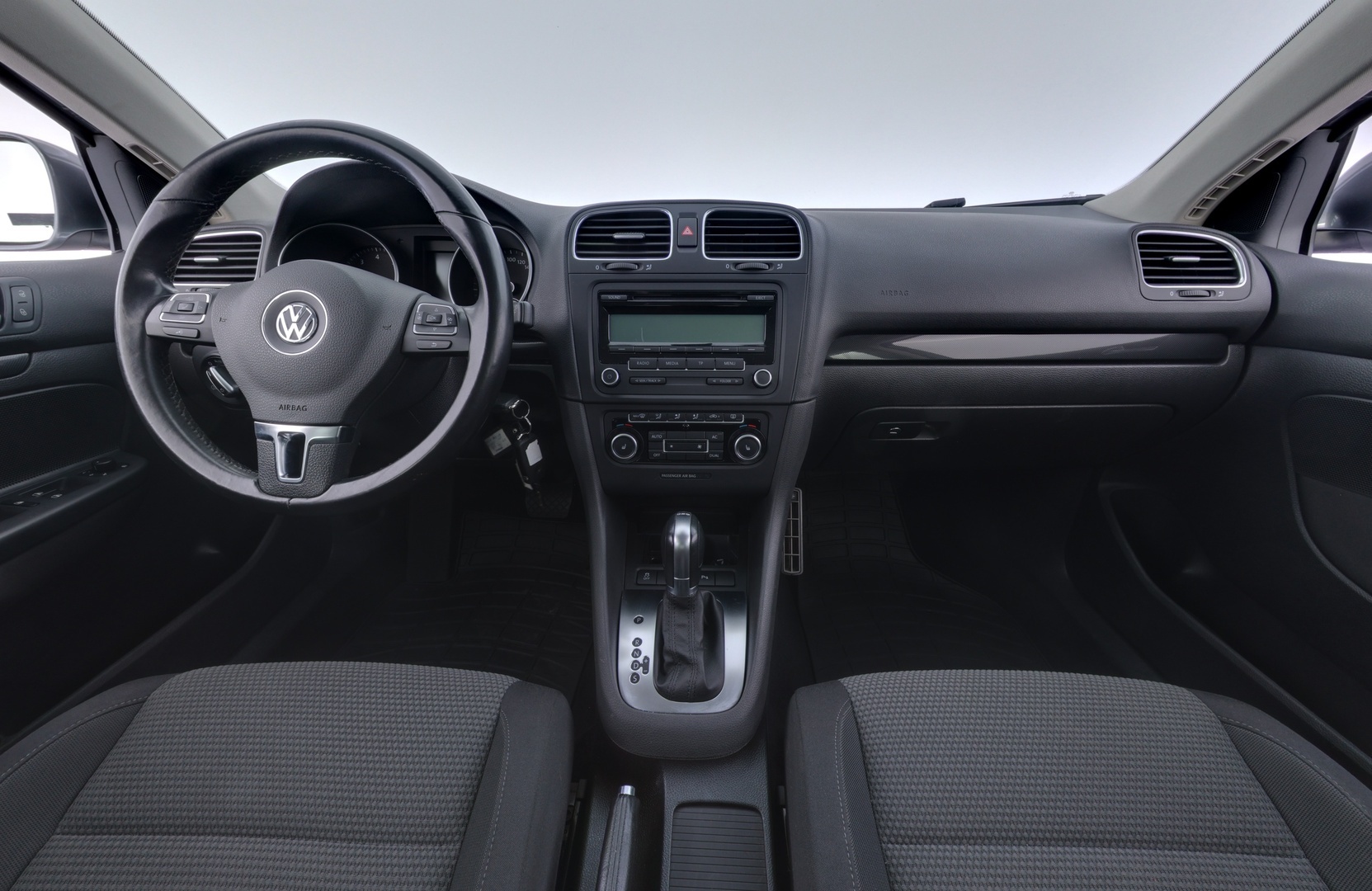 VOLKSWAGEN Golf 2011