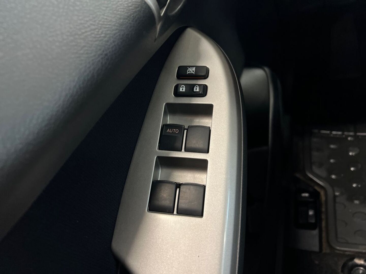 TOYOTA Corolla 2008