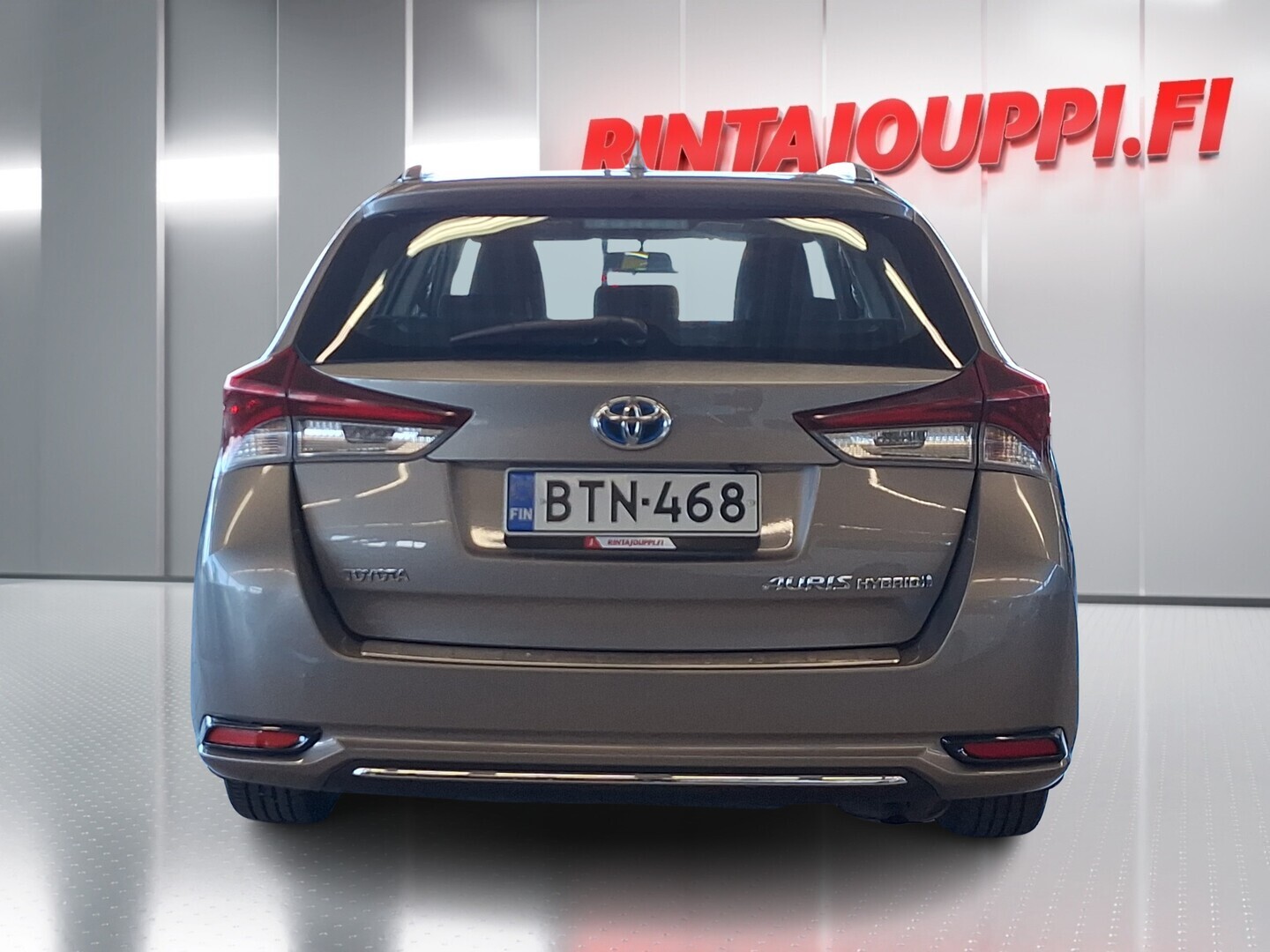 TOYOTA Auris 2015
