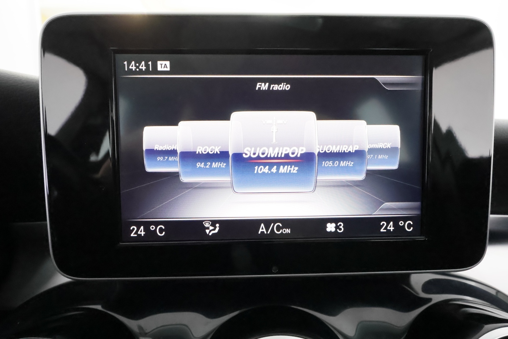 MERCEDES-BENZ C 2016