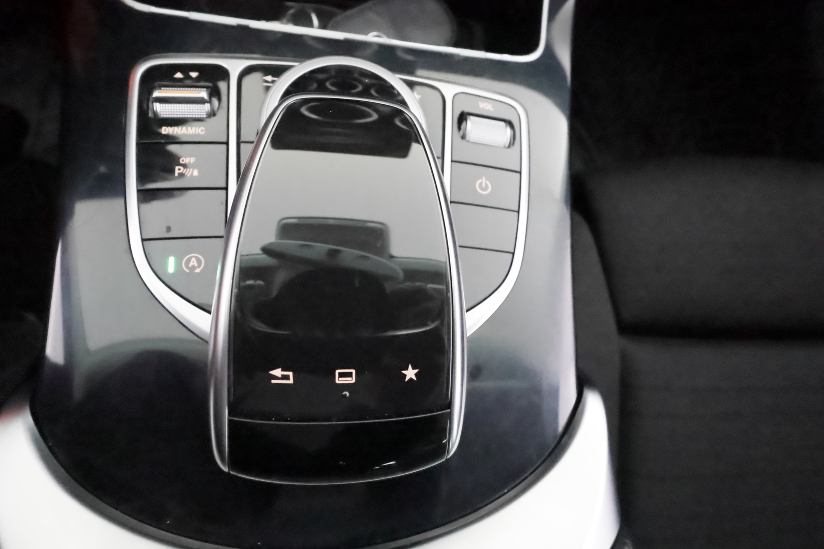 MERCEDES-BENZ C 2016