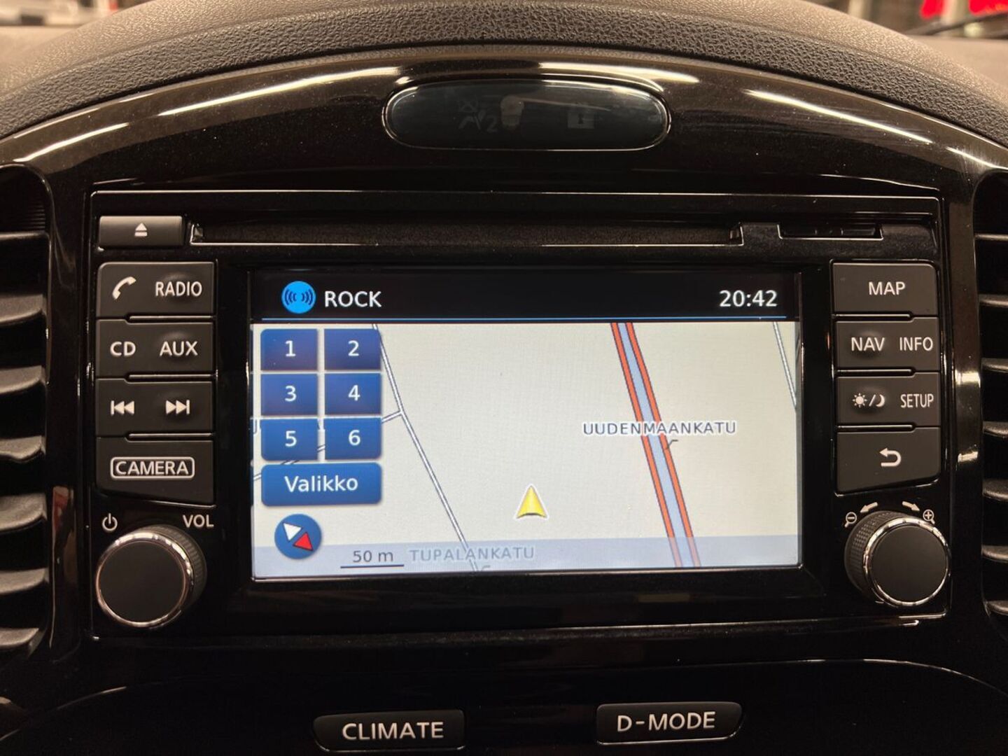 NISSAN Juke 17