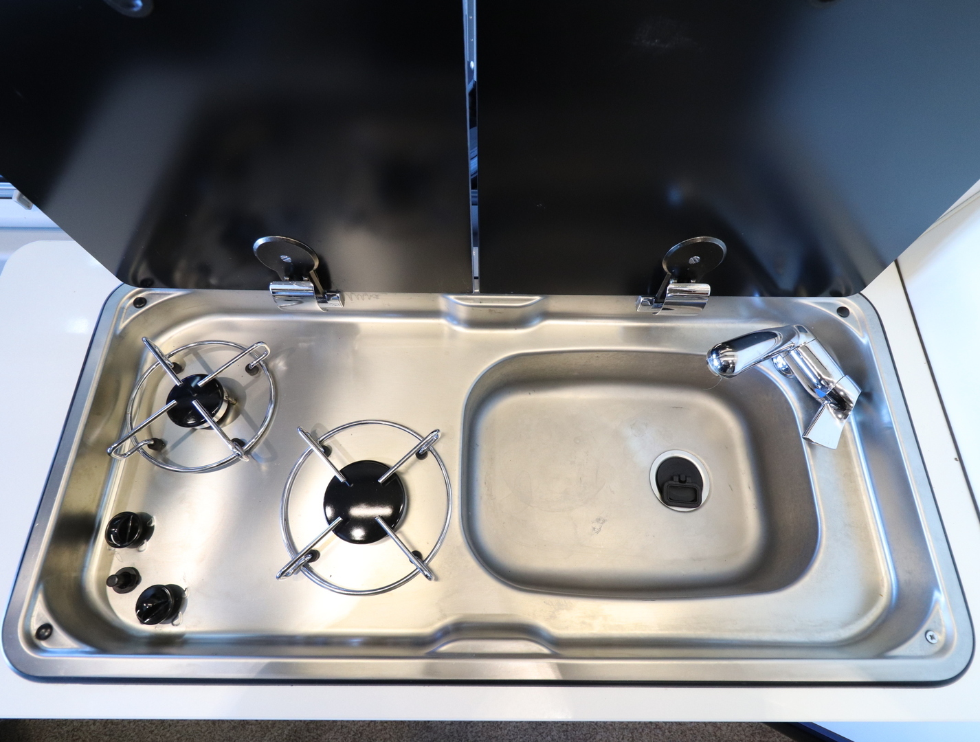 ADRIA TWIN 600 SP PLATINUM 2017