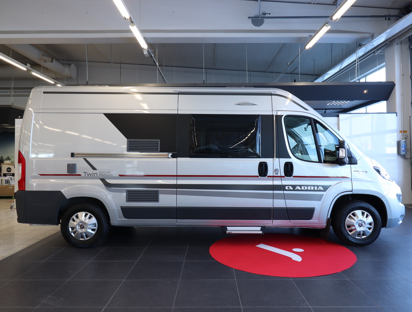 ADRIA TWIN 600 SP PLATINUM 2017