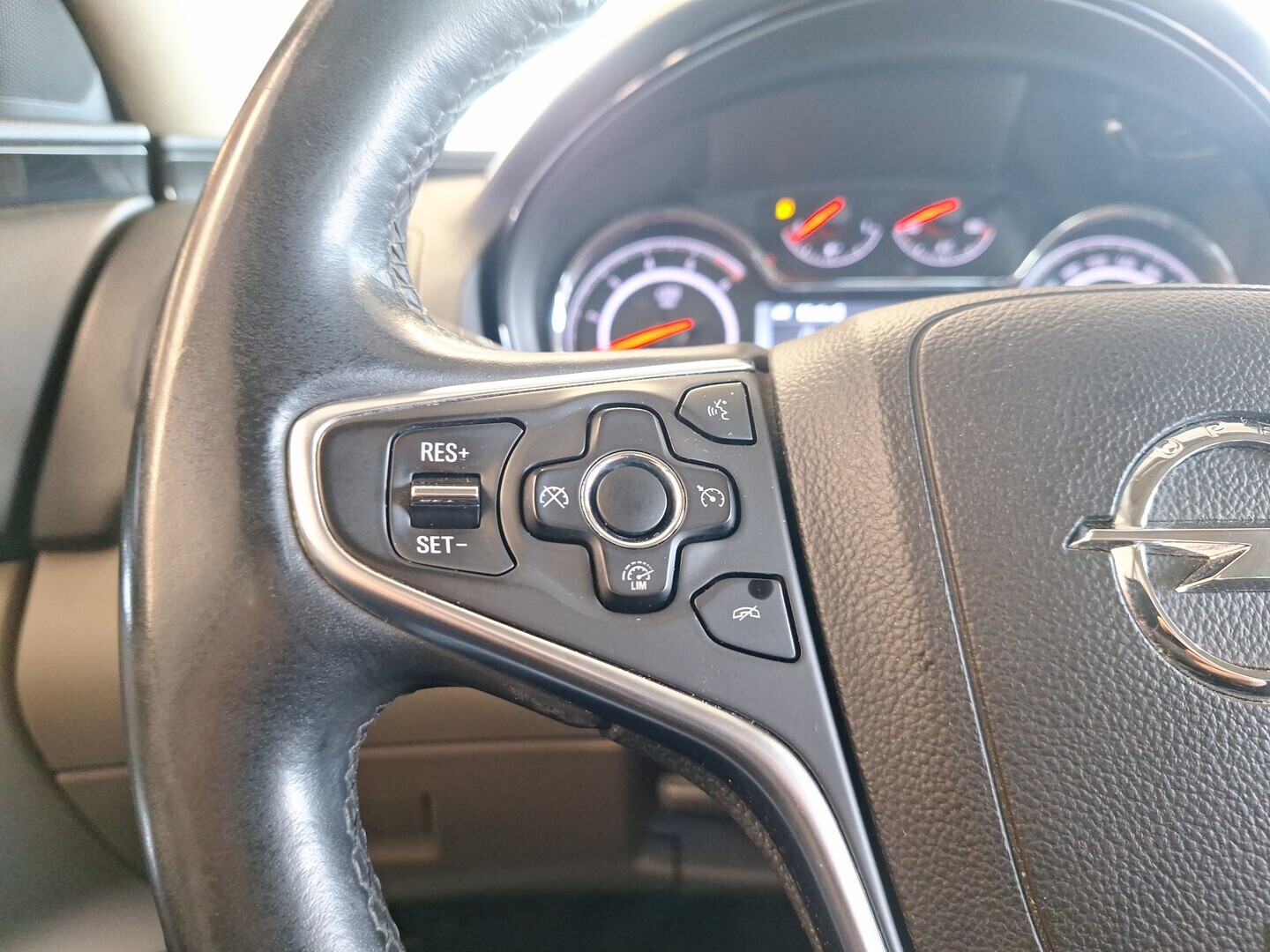 OPEL Insignia 2015